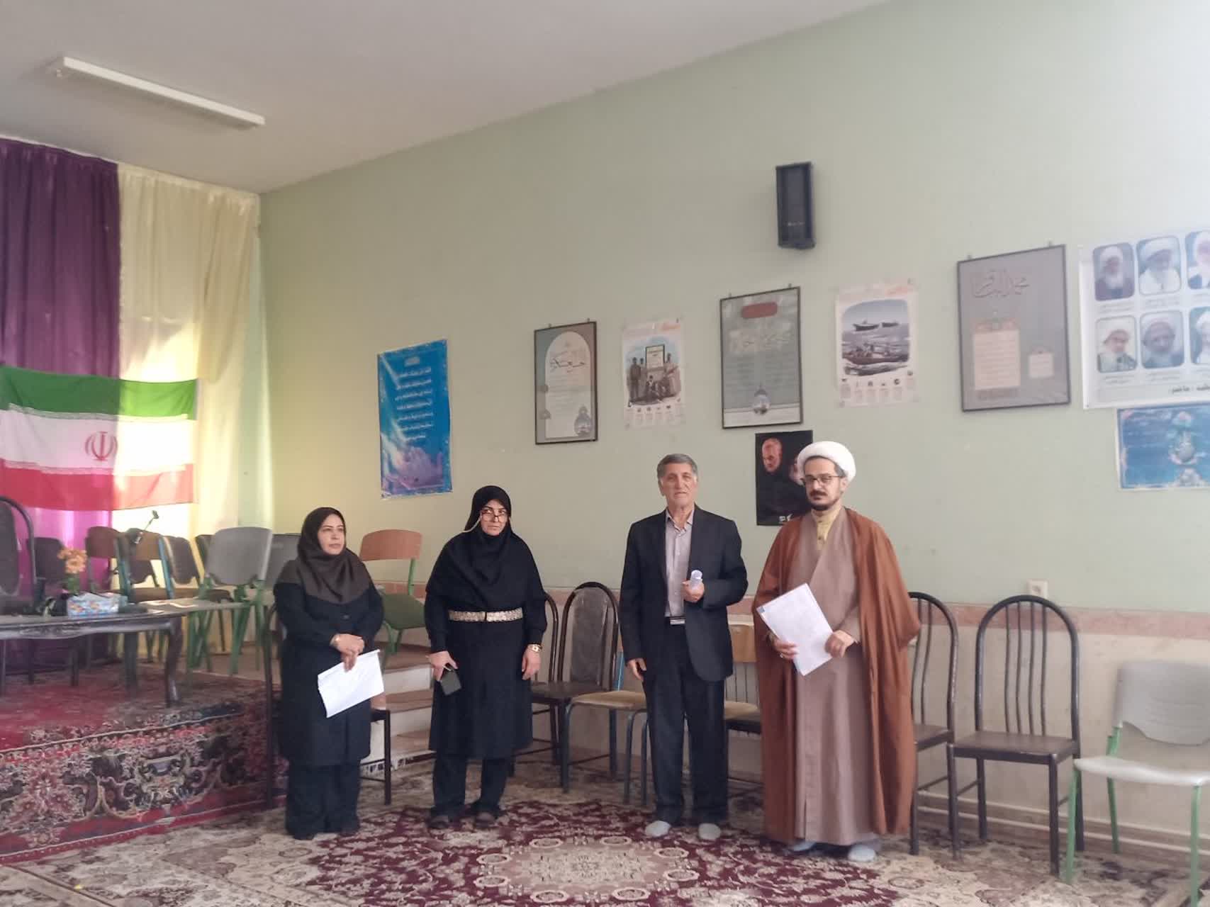 بازدید از نمازخانه های مدارس شهرستان سراب