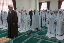 برگزاری مستمر برنامه‌های نماز و آموزش احکام در مدرسه سمیه بستان‌آباد
