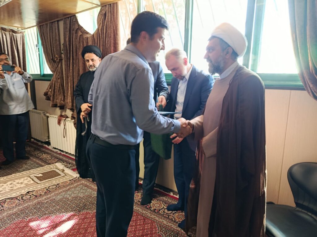 برگزاری جلسه شورای اقامه نماز ادارهکل تأمین اجتماعی استان زنجان