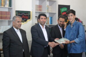 «همه با هم برای اقامه نماز برخیزیم»؛ دانش‌ آموزان آذربایجان غربی سال تحصیلی را با نماز آغاز کردند