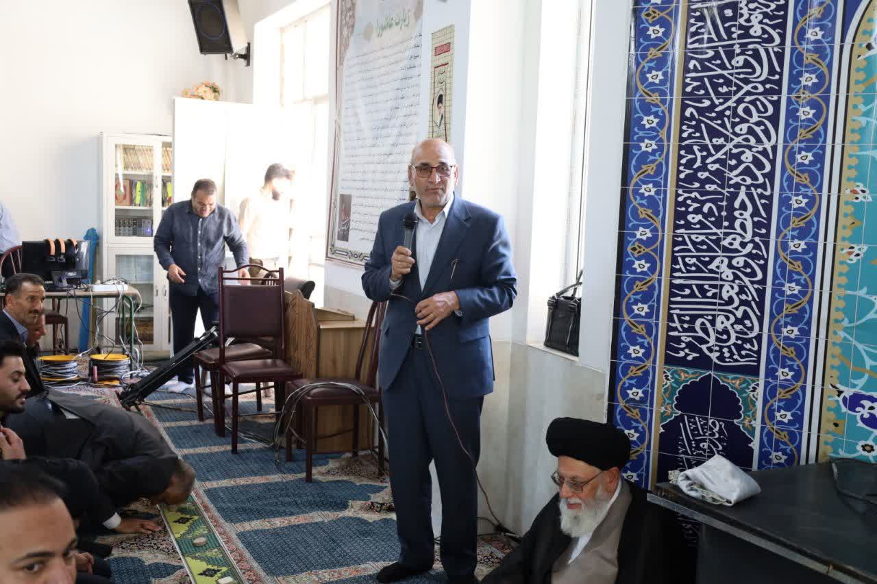 همزمان با آغاز سال تحصیلی و بازگشایی مدارس، مراسم طنین گلبانگ توحید در استان یزد برگزار شد