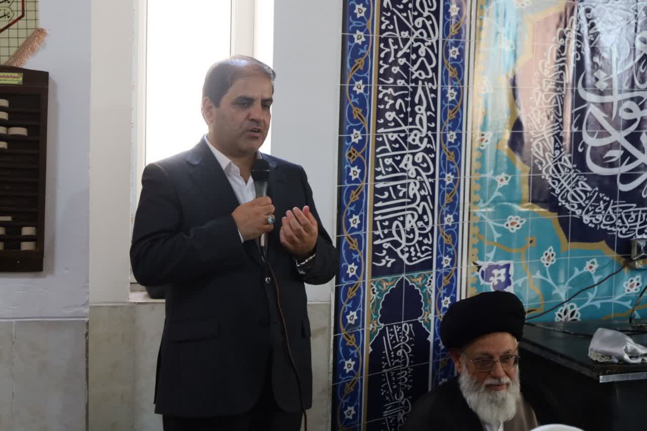 همزمان با آغاز سال تحصیلی و بازگشایی مدارس، مراسم طنین گلبانگ توحید در استان یزد برگزار شد