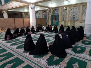 نشستهای آموزش همگانی نماز در محلات ویژه بانوان چهارمحالوبختیاری برگزار شد