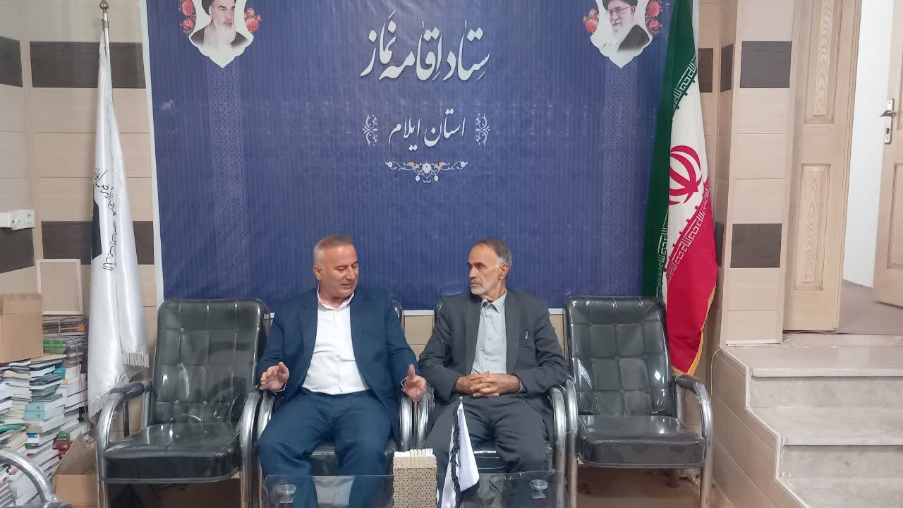 مدیرکل هواشناسی استان ایلام با مدیر ستاد اقامه نماز استان دیدار کرد/ تأکید بر نقش نماز در افزایش بهرهوری و روحیه سازمانی کارکنان