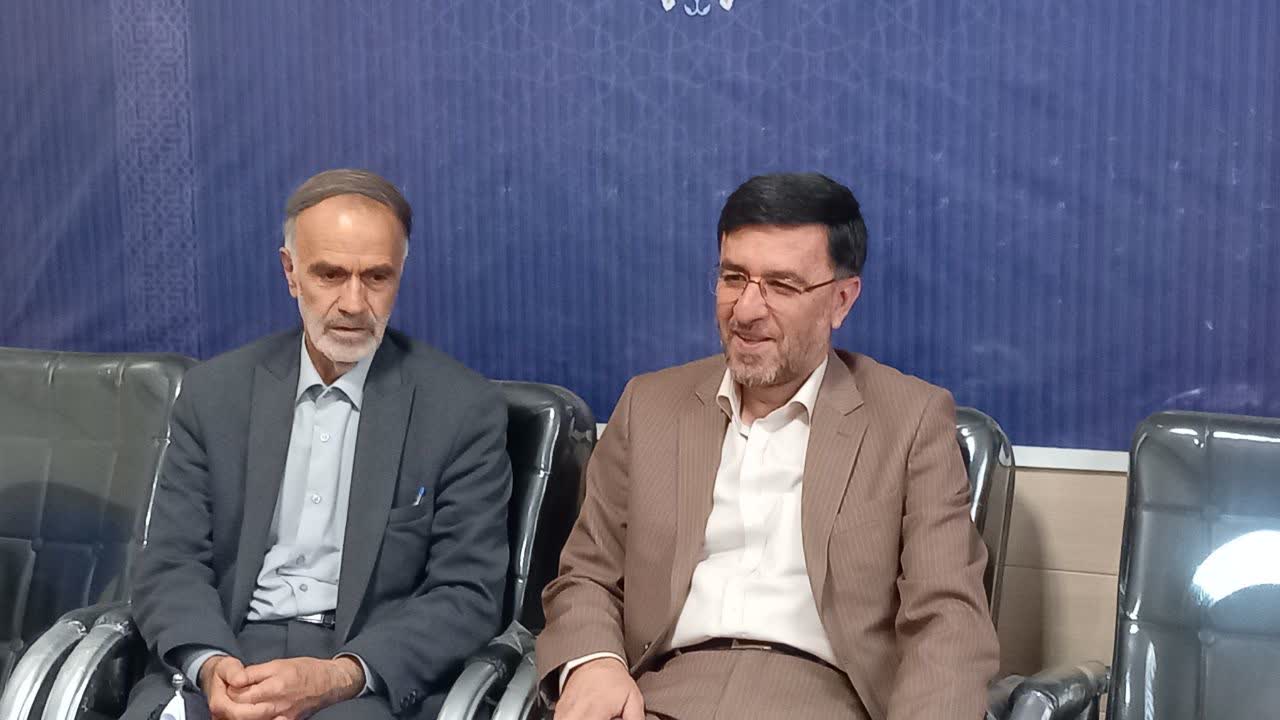 مدیرکل تعزیرات حکومتی استان ایلام با مدیر ستاد اقامه نماز استان دیدار کرد/ تأکید بر نقش نماز در کاهش تخلفات اجتماعی