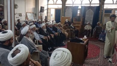منظم بودن و اقامه نماز بوقت از مهمترین خصائص امام جماعت تراز است