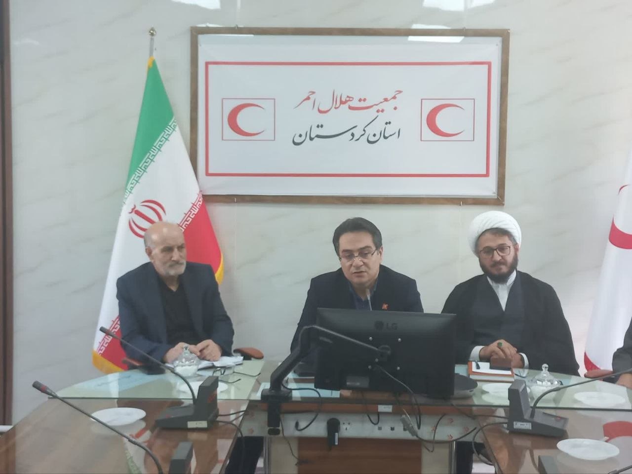 نشست رابطین فرهنگی با مدیر عامل جمعیت هلال احمر استان کردستان