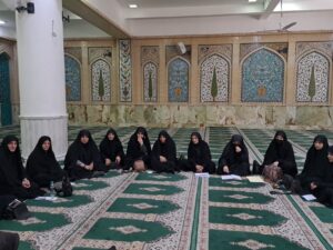 نشستهای آموزش همگانی نماز در محلات ویژه بانوان چهارمحالوبختیاری برگزار شد