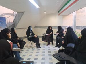 نشستهای آموزش همگانی نماز در محلات ویژه بانوان چهارمحالوبختیاری برگزار شد