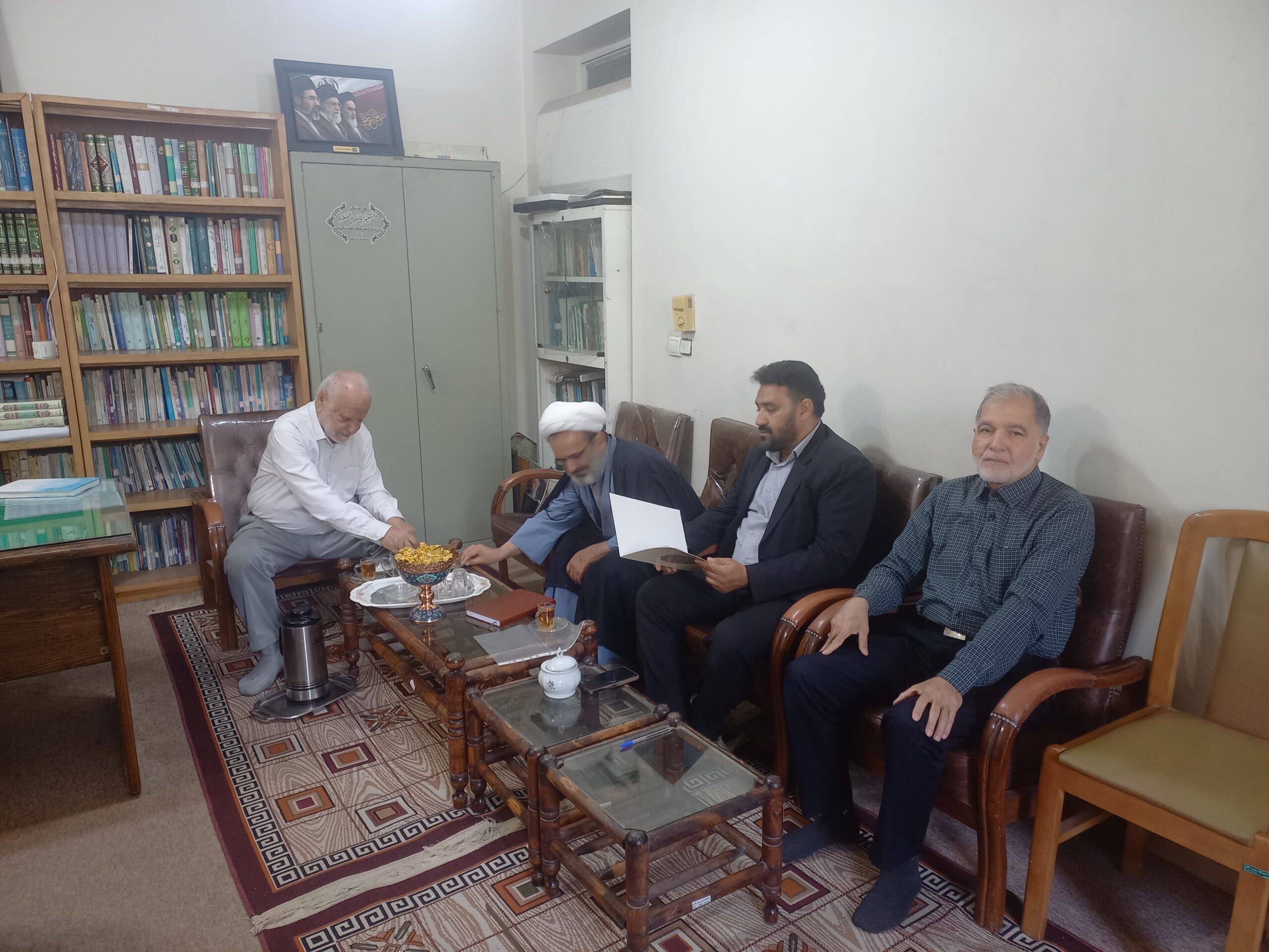 توافقنامه همکاری در حوزه نماز میان ستاد اقامه نماز و اداره کل نوسازی مدارس امضا شد
