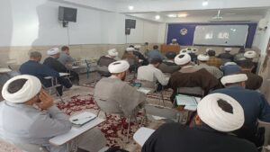 برگزاری نشست هم‌افزایی اساتید و کارشناسان مرکز تخصصی نماز با محوریت «شیوه‌های دعوت به نماز» و «زیبایی‌های نماز برای نسل نو» برگزار شد