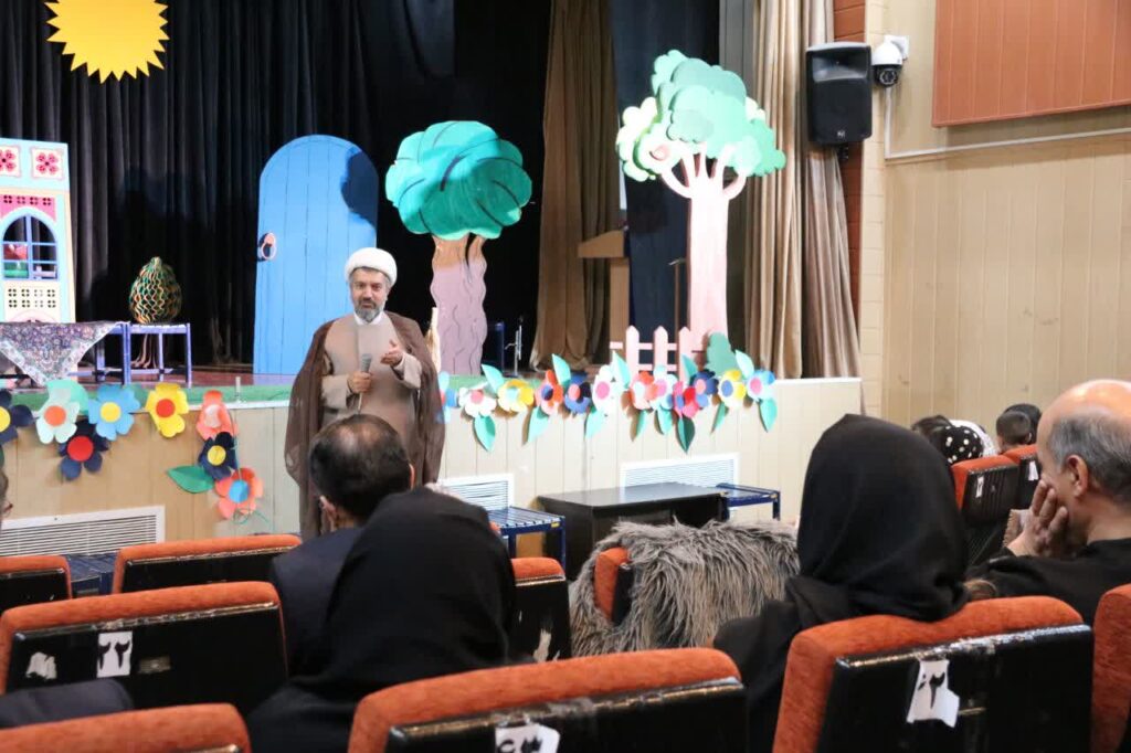جشن تکلیف فرزندان کارکنان بانک رفاه زنجان با برنامه‌های شاد و آموزشی برگزار شد