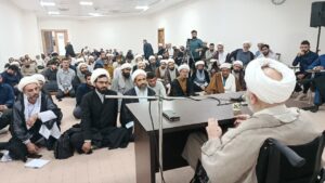 کلاس آموزشی تخصصی ویژه طلاب قم با حضور حجت الاسلام و المسلمین قرائتی برگزار شد