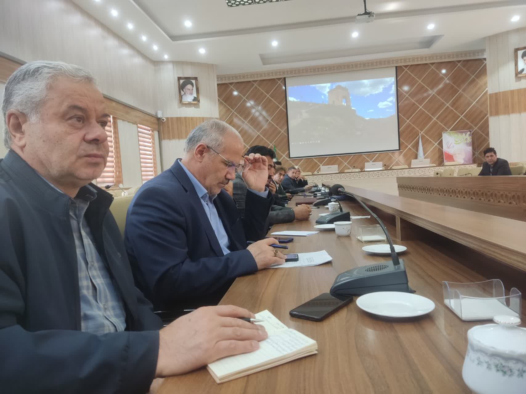 جلسه شورای اقامه نماز شهرستان هشترود
