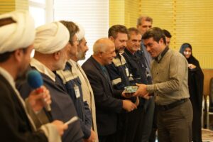 تأکید بر نقش نماز در ارتقای معنویت و بهره‌وری در محیط کار پتروشیمی