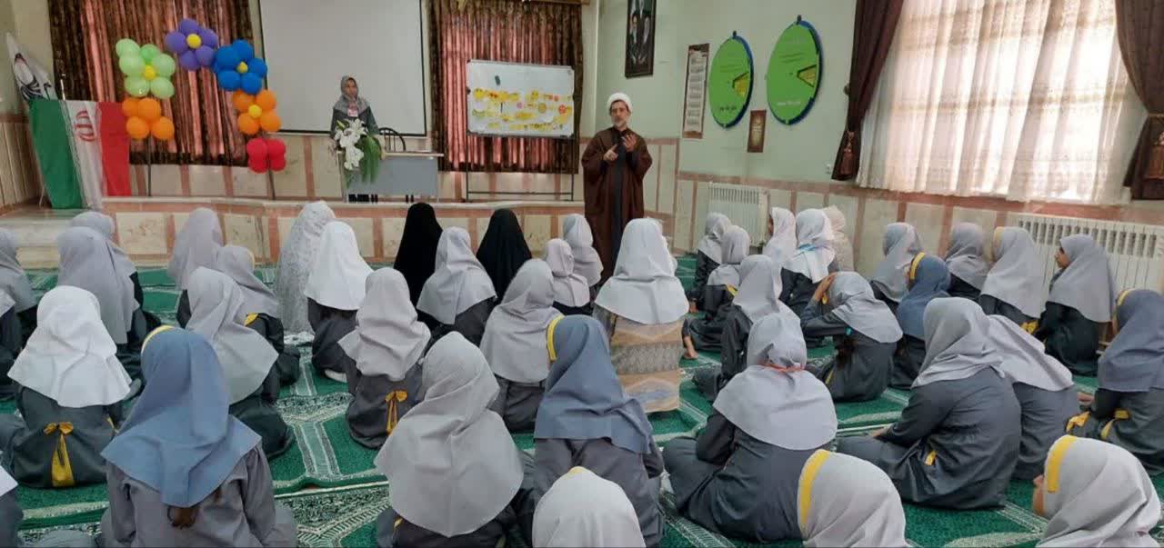 ترویج فرهنگ نماز در مدارس تیکمه‌داش؛ از آموزش احکام تا اقامه نماز جماعت