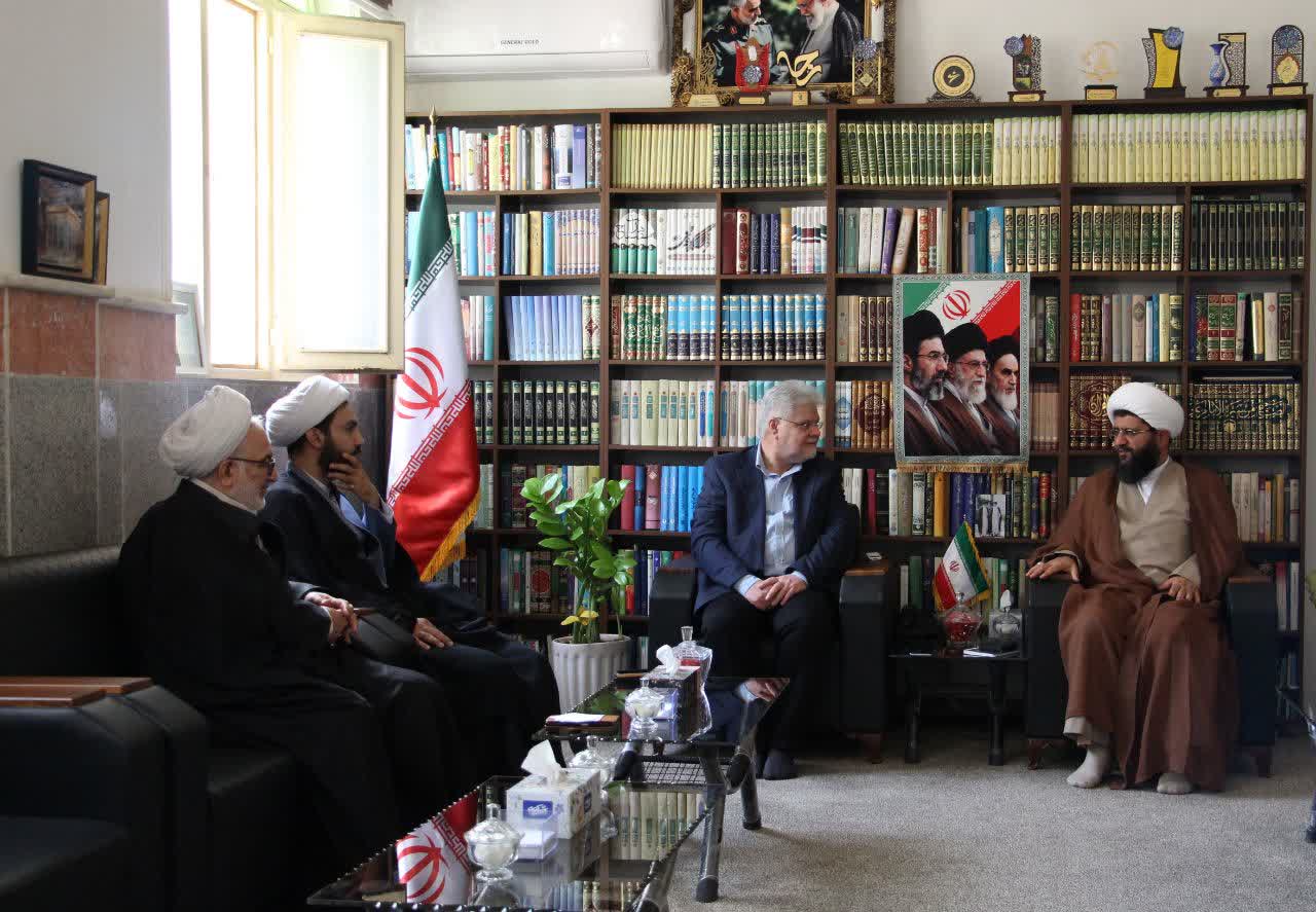 دیدار مدیر ستاد اقامه نماز استان تهران با امام جمعه پاکدشت