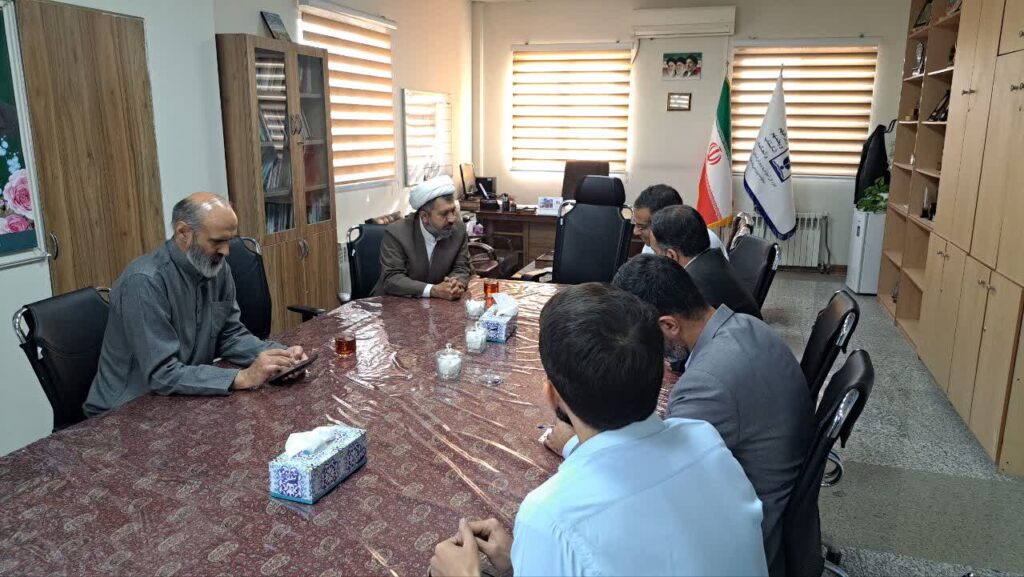 کارگروه فرهنگی بررسی راهکارهای ترویج فرهنگ نماز در مدارس زنجان برگزار شد