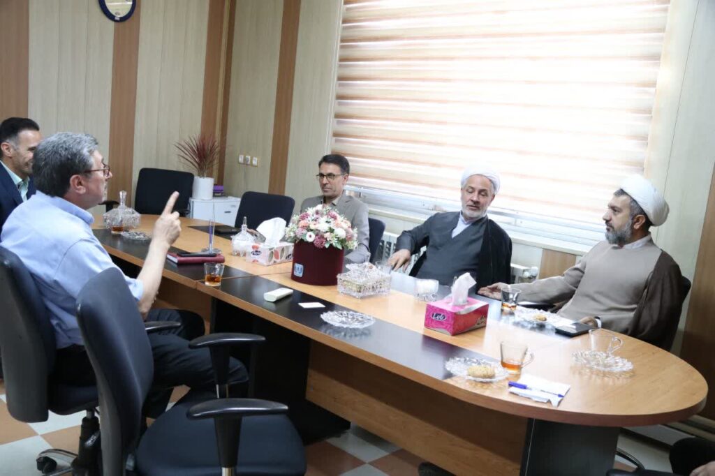 دیدار مدیر ستاد اقامه نماز زنجان با رئیس جدید مجموعه درمانی شهید بهشتی