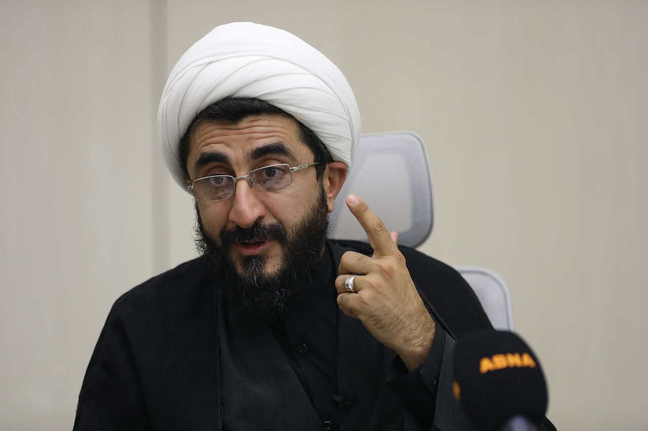 فتگوی حجتالاسلام استوارمیمندی پیرامون نقش امام جماعت در پویایی مساجد