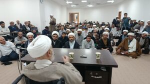 کلاس آموزشی تخصصی ویژه طلاب قم با حضور حجت الاسلام و المسلمین قرائتی برگزار شد