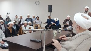 کلاس آموزشی تخصصی ویژه طلاب قم با حضور حجت الاسلام و المسلمین قرائتی برگزار شد