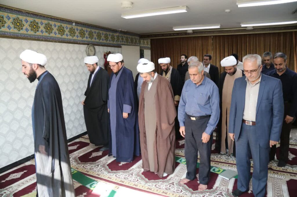 تأکید بر ترویج فرهنگ اقامه نماز در شورای اقامه نماز بنیاد شهید و امور ایثارگران زنج