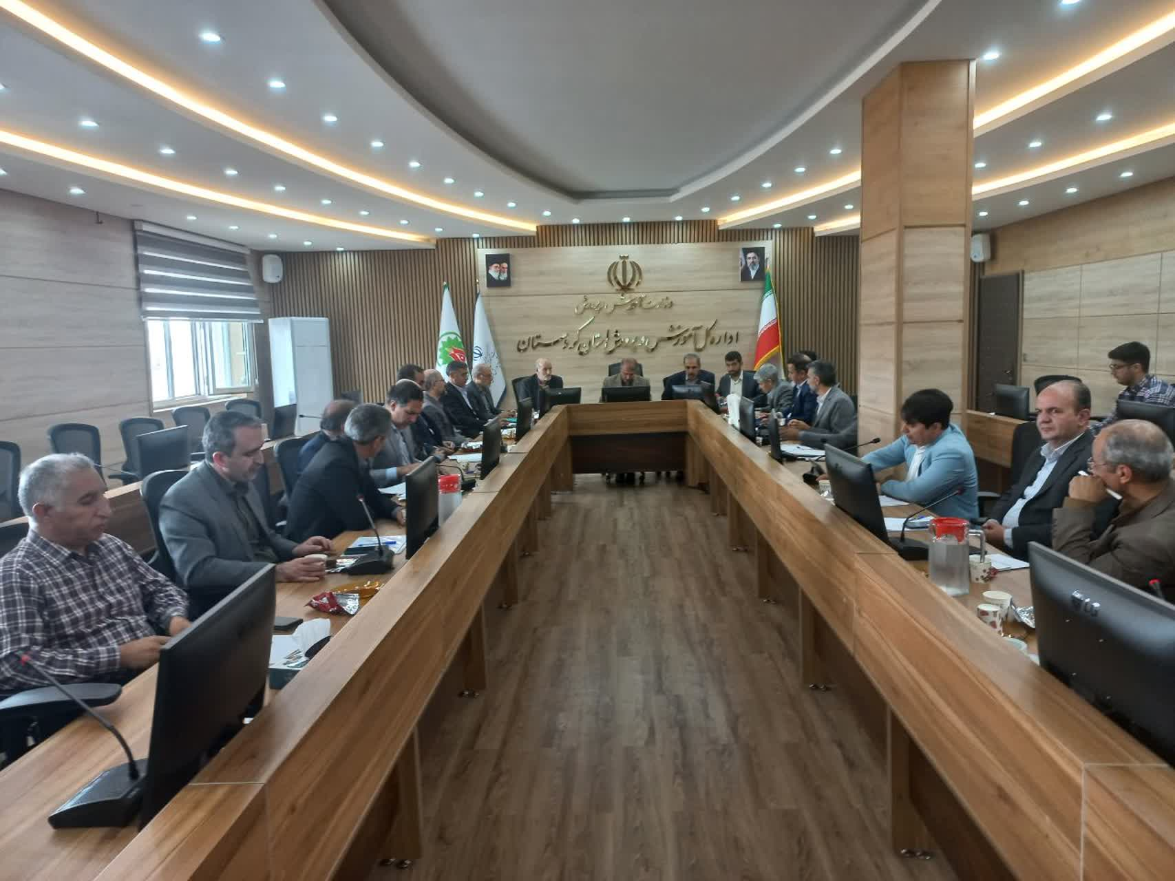 جلسه شورای قرآن، عترت و نماز ادارهکل آموزش و پرورش استان کردستان برگزار شد