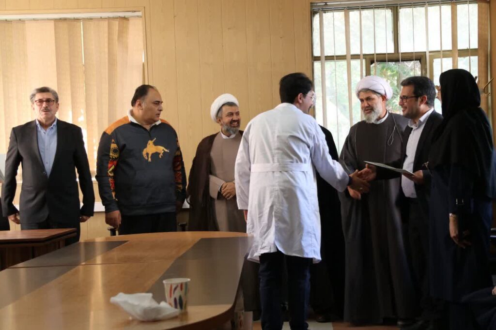 دیدار مدیر ستاد اقامه نماز زنجان با رئیس جدید مجموعه درمانی شهید بهشتی