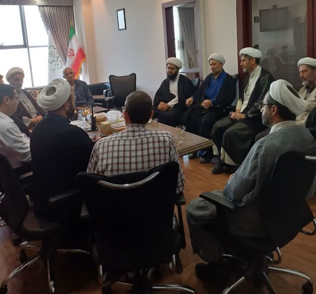 تأکید بر توسعه خدمات دینی و اقامه نماز مسافران در ترمینال بزرگ تبریز.