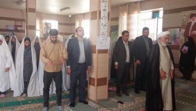 اقامه نماز جماعت در مدارس ناحیه 2 کرمانشاه
