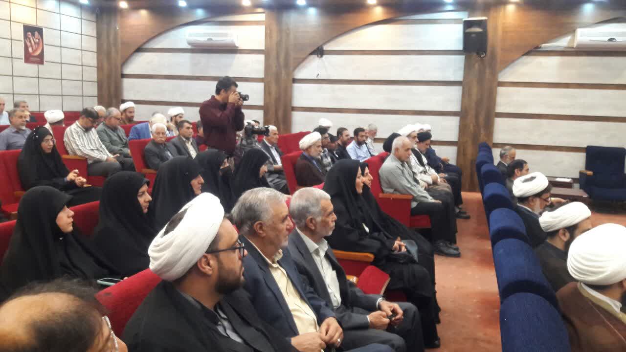 دوره آموزشی توانمندسازی ائمه جماعت دستگاههای اجرایی و اساتید بومی استان ایلام برگزار شد / تأکید بر نماز اول وقت و نقش مدیران در تقویت نماز جماعت ادارات