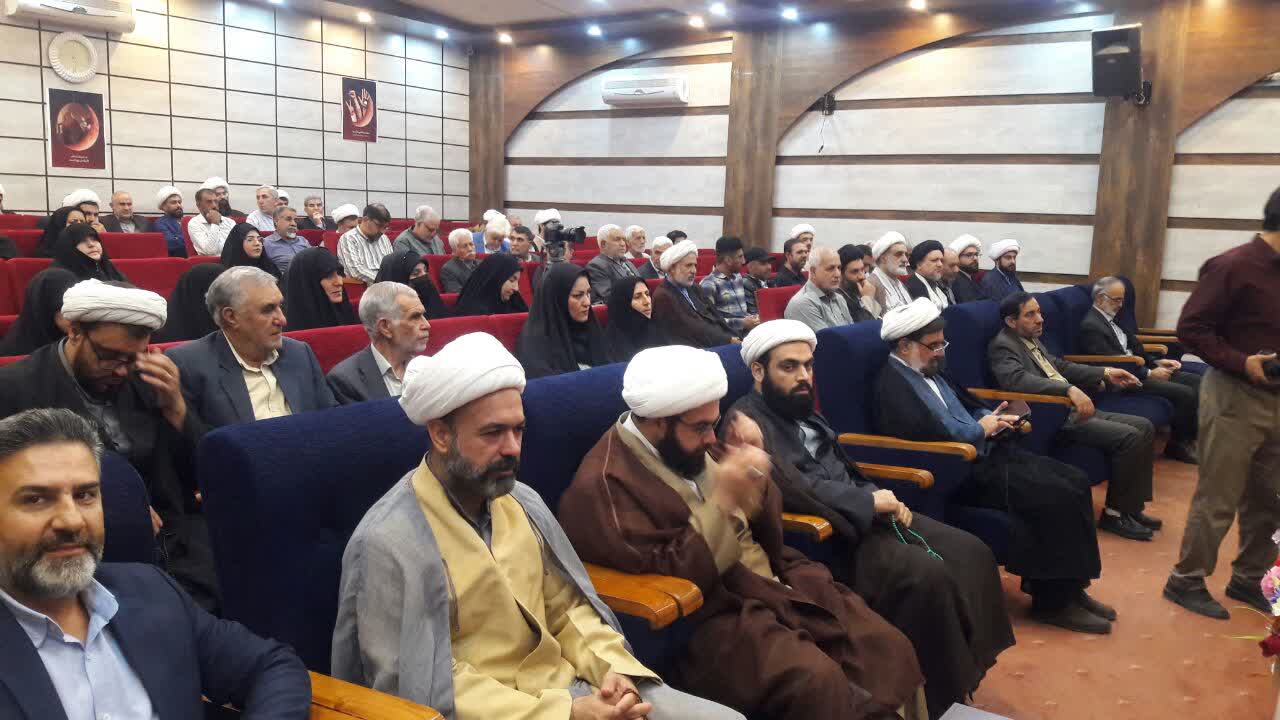 دوره آموزشی توانمندسازی ائمه جماعت دستگاههای اجرایی و اساتید بومی استان ایلام برگزار شد / تأکید بر نماز اول وقت و نقش مدیران در تقویت نماز جماعت ادارات