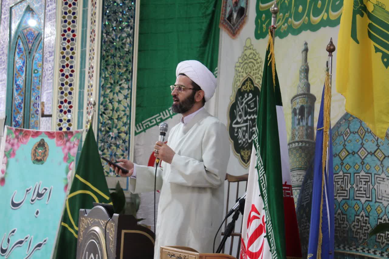 برگزاری همایش نماز ویژه نیروهای مسلح در شهرستان آران وبیدگل
