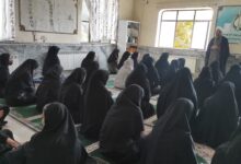 برگزاری نماز جماعت و گفتمان دینی در مدرسه الزهرا سلسله