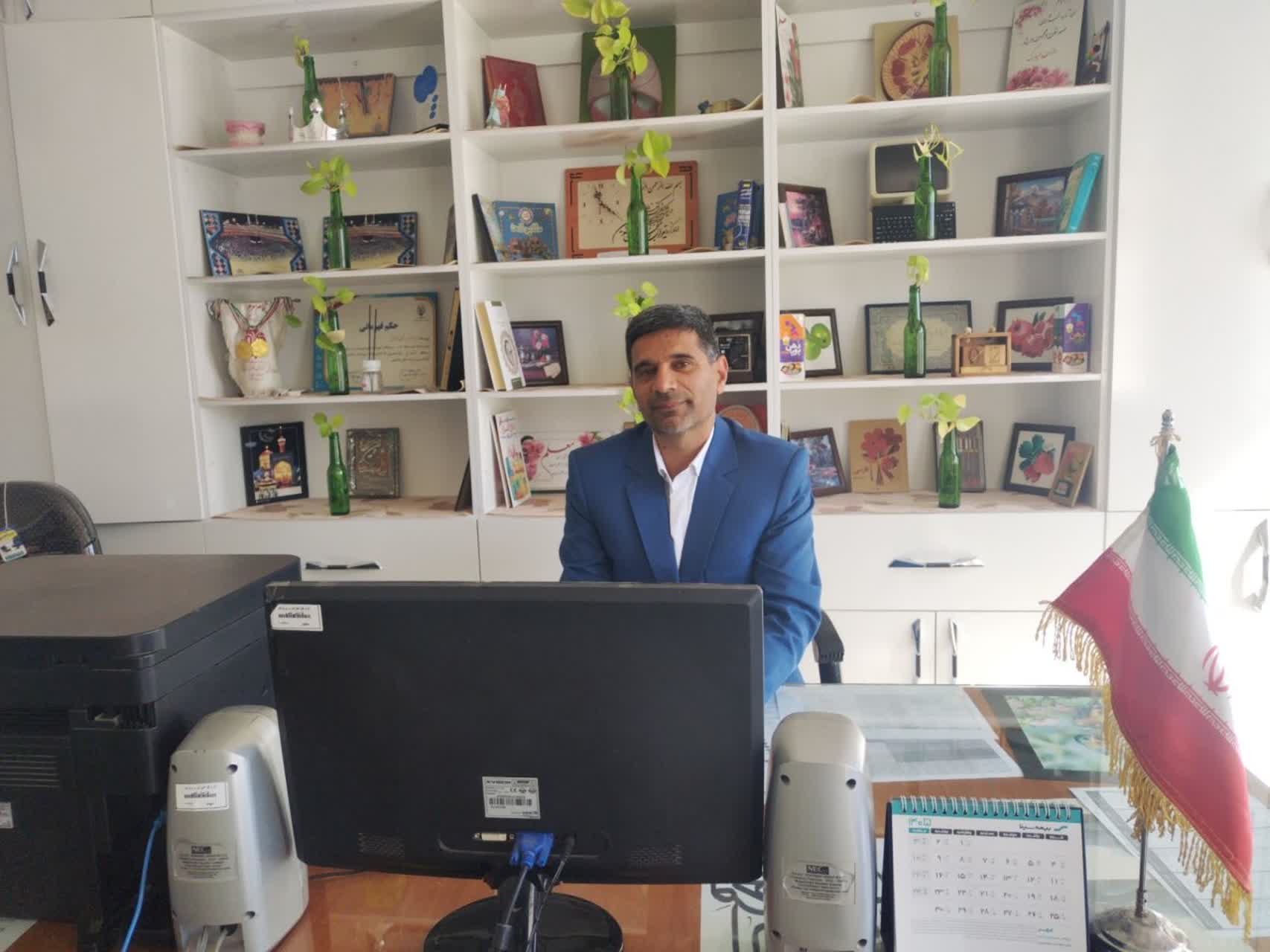 نماز، فراتر از یک تکلیف، زیباترین نعمت الهی و ستون استوار دین است
