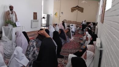 اولین گفتمان نمازشناسی در دبیرستان حضرت رقیه (س) شهرستان سربیشه برگزار شد